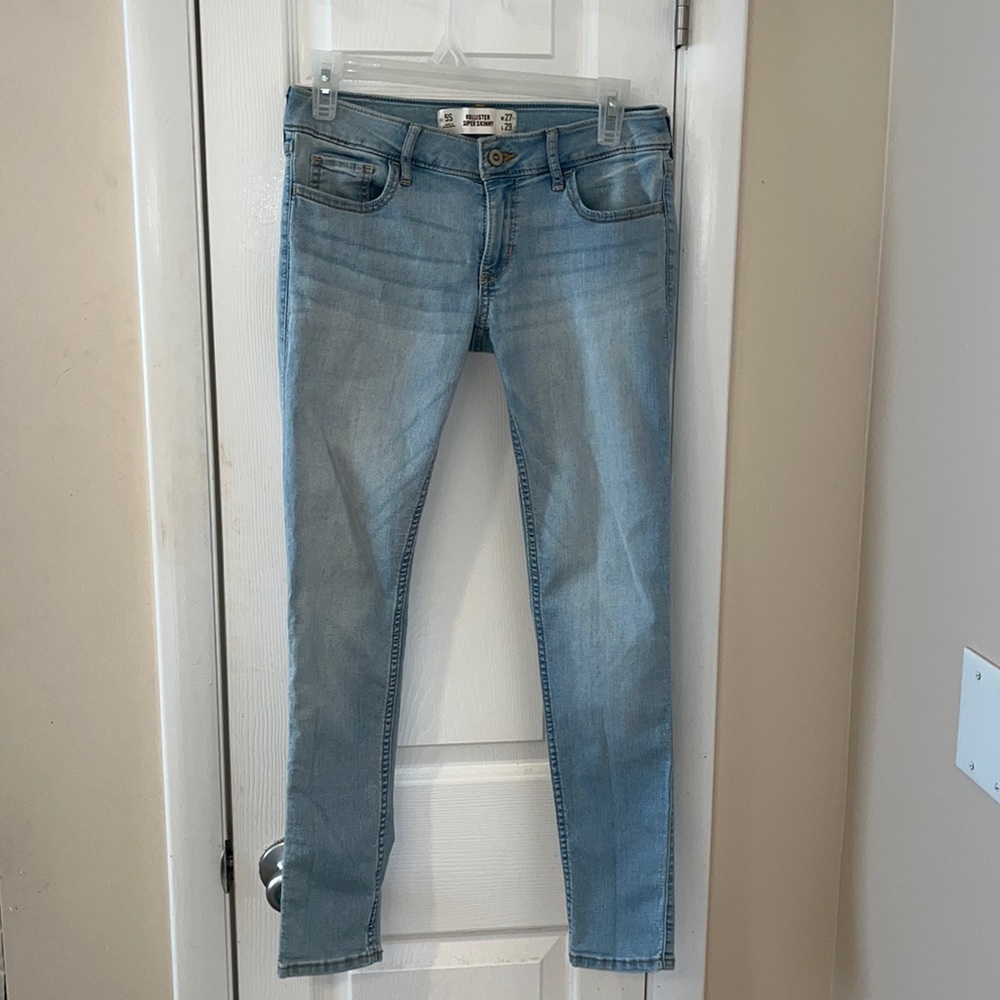 Hollister Jeans Size 5S! W27 L29 🌊